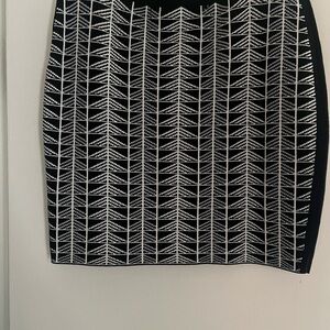 RACHEL Rachel Roy Black and White Graphic Women's Mini Skirt M